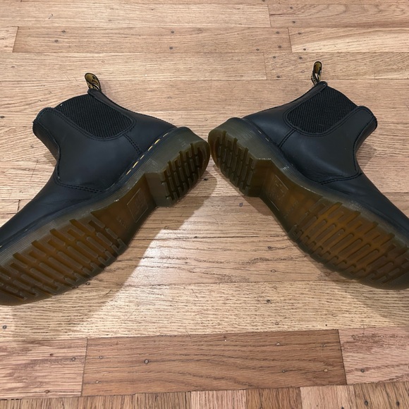 Dr. Martens Chelsea Black Boots - Picture 2 of 8